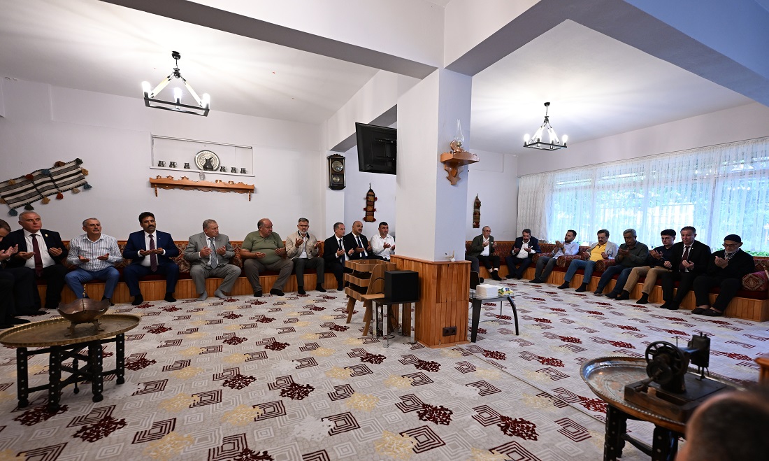 Akşehir Ticaret Borsası Başkanı Mustafa Doğru için taziye ziyareti