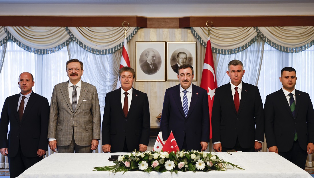 Hisarcıklıoğlu, KKTC narenciye sektörünün depolama kapasitesini geliştirecek projenin imza törenine katıldı