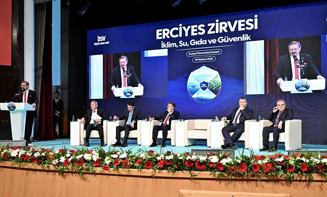 Hisarcıklıoğlu, Erciyes Zirvesi’nde