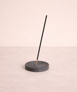 TÜTSÜLÜK – BLACK